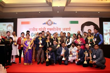 भारत गौरव पुरस्कार 2016, होटल ताज पैलेस नई दिल्ली में  राष्ट्रीय अध्यक्ष-वी.एम.गजेरा साहब को राजीव गांधी उत्कृष्टता पुरस्कार द्रारा सम्मानित किया गया